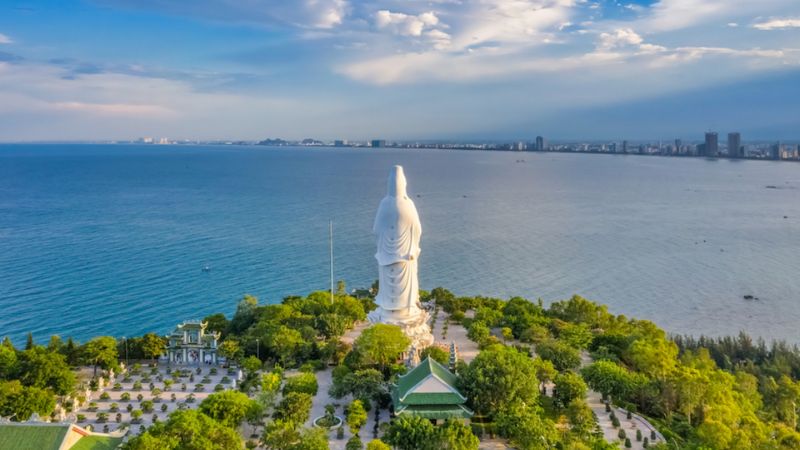 Son Tra Peninsula Da Nang