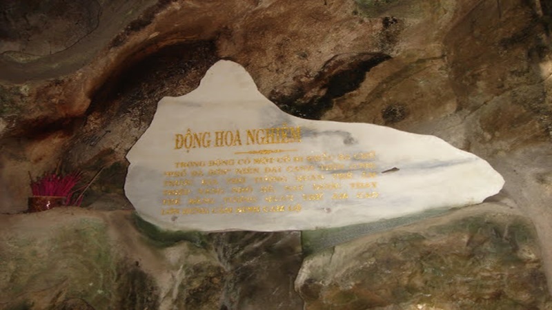 Hoa Nghiêm Cave, Ngu Hanh Son