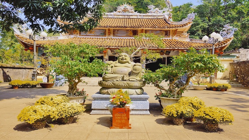 Tam Thai Pagoda