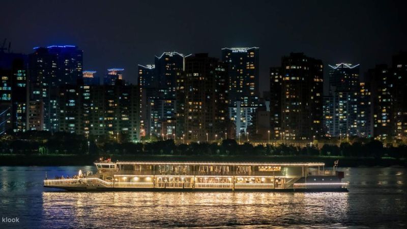 Han River Cruise