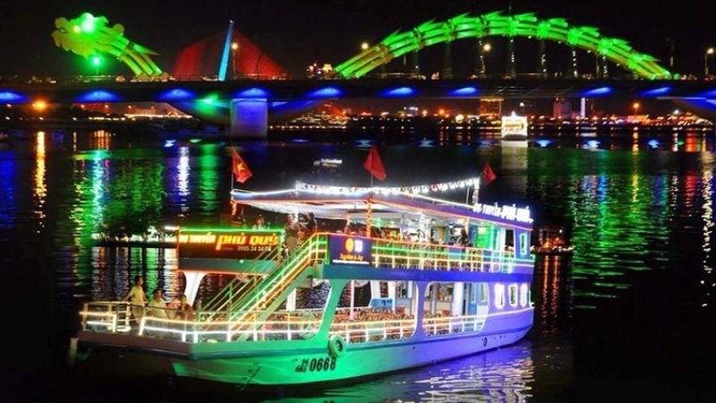 Han River Cruise