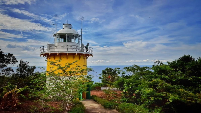 Tien Sa Son Tra Lighthouse