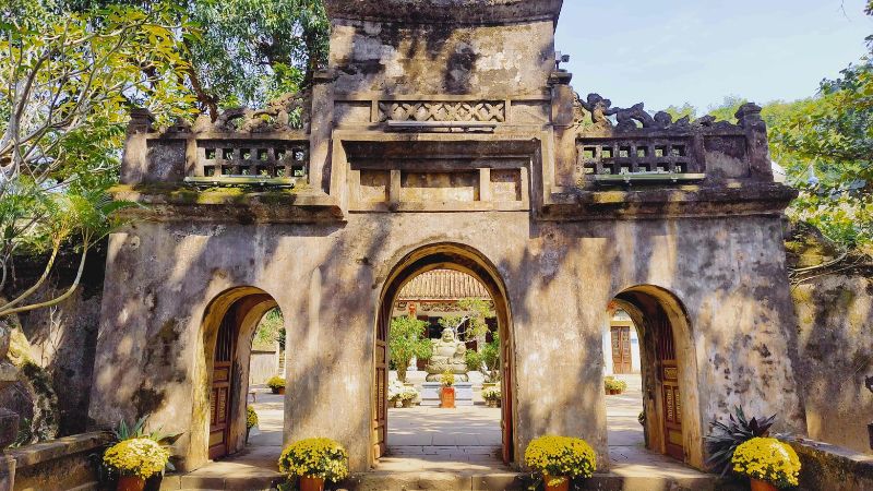 Tam Thai Pagoda - The Oldest Pagoda in the Area